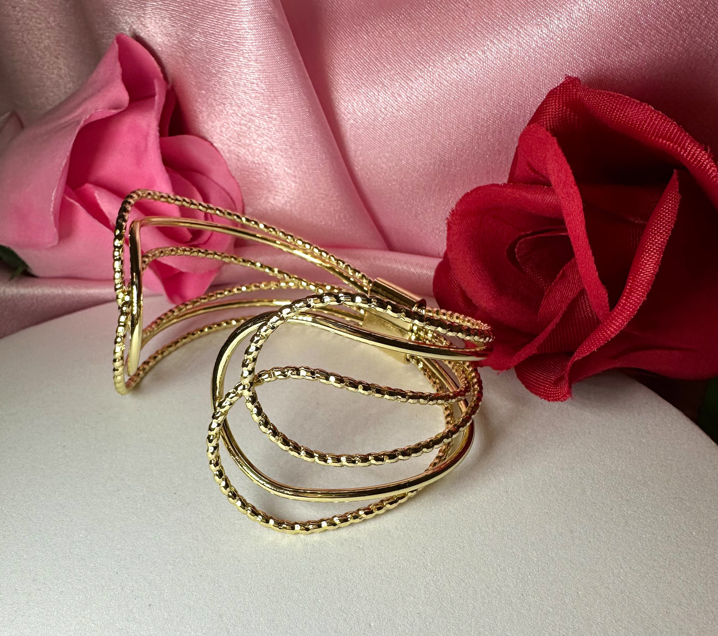 The Stunning Bracelet