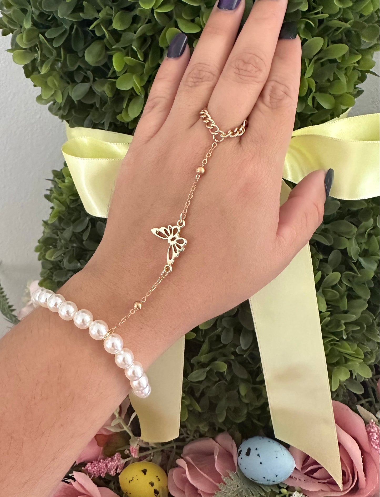 Butterfly and Pearls Handchain