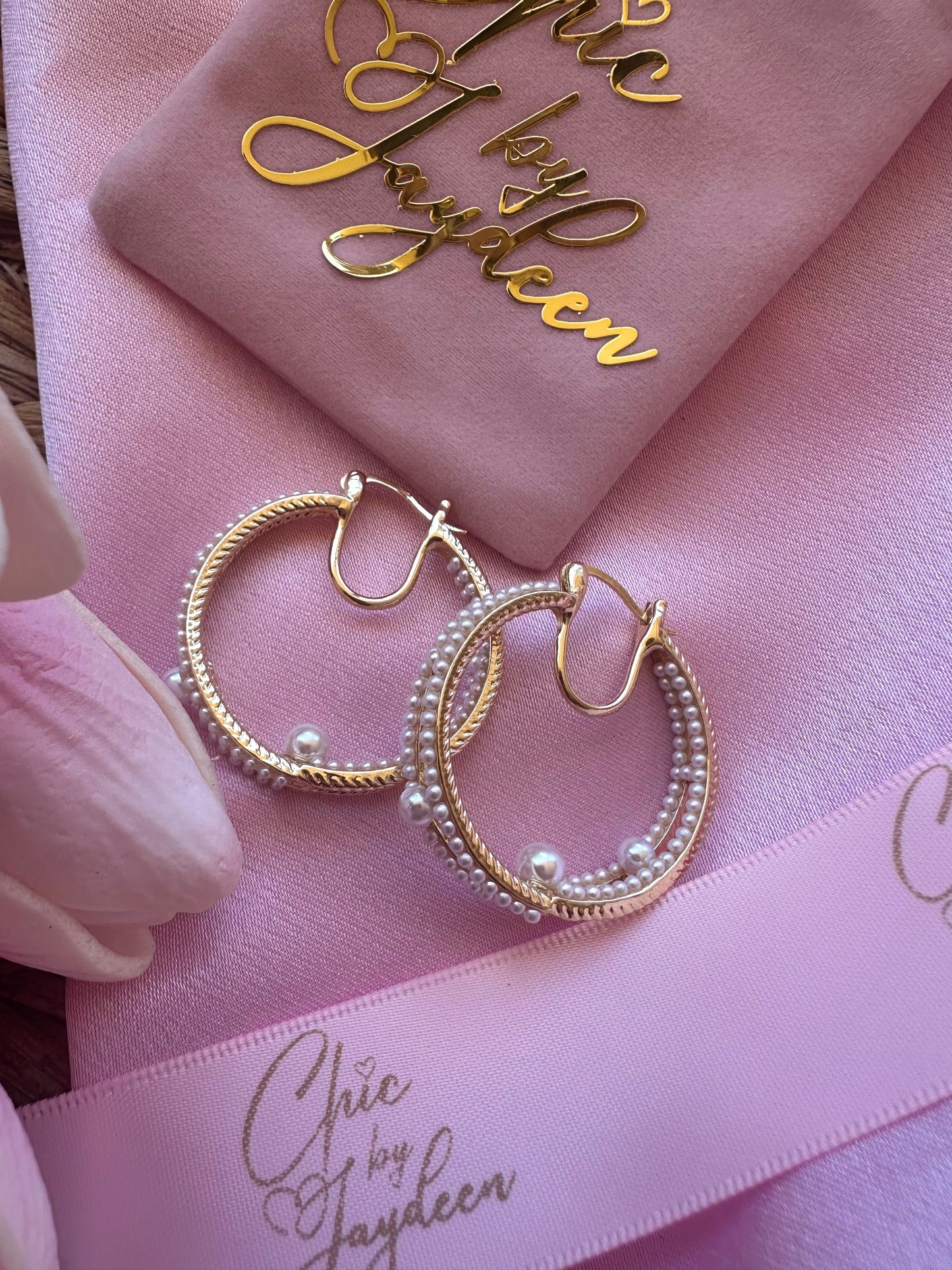 Kim Pearls Earrings