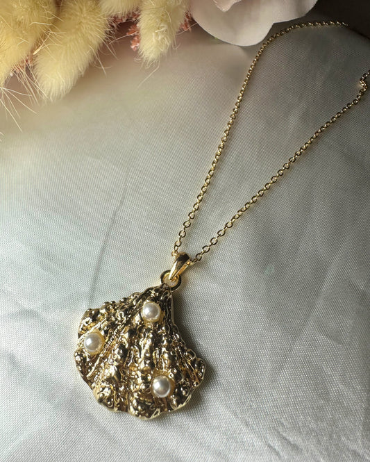 The Perfect Shell Necklace