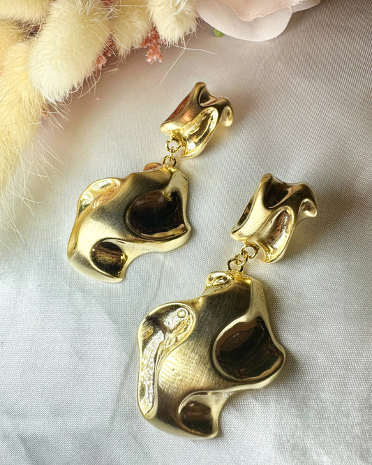 Elegante Earrings